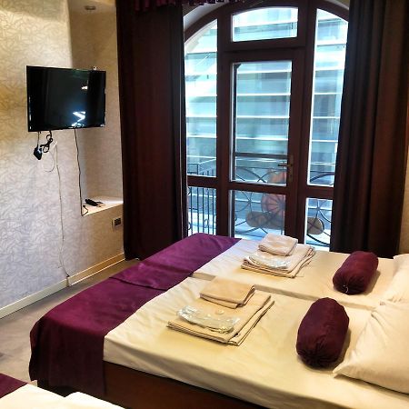 Hostel Inn Hotel&Hostel Баку Екстериор снимка