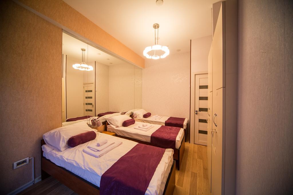Hostel Inn Hotel&Hostel Баку Екстериор снимка