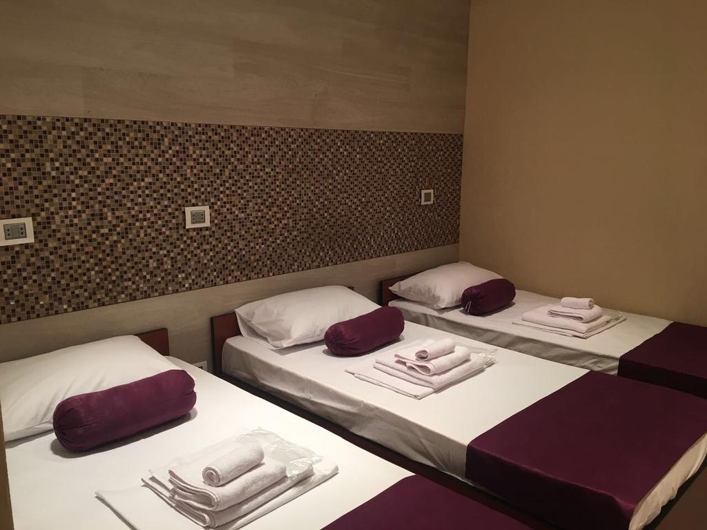 Hostel Inn Hotel&Hostel Баку Екстериор снимка