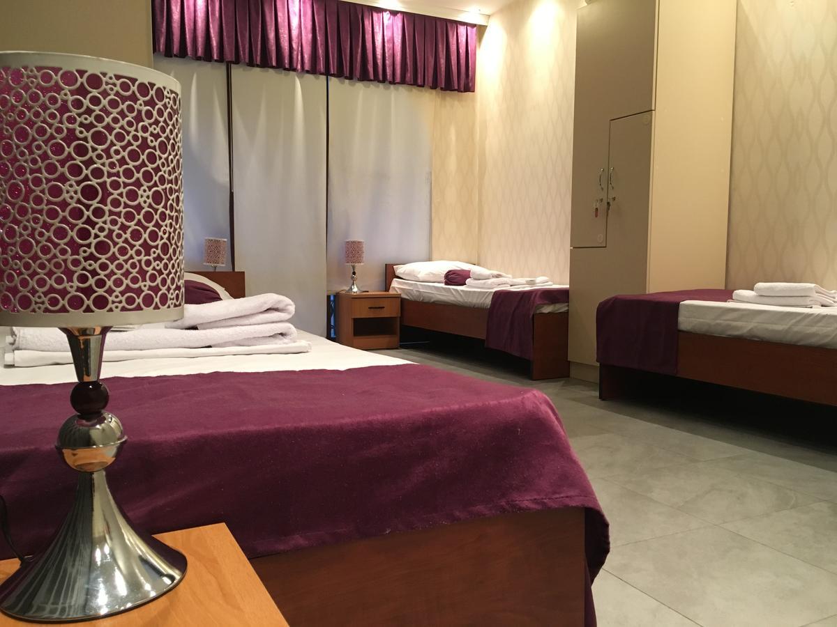 Hostel Inn Hotel&Hostel Баку Екстериор снимка