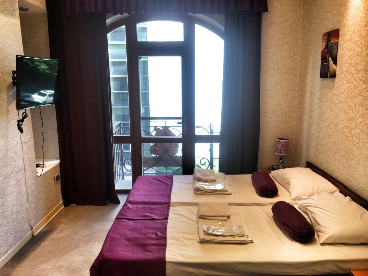 Hostel Inn Hotel&Hostel Баку Екстериор снимка
